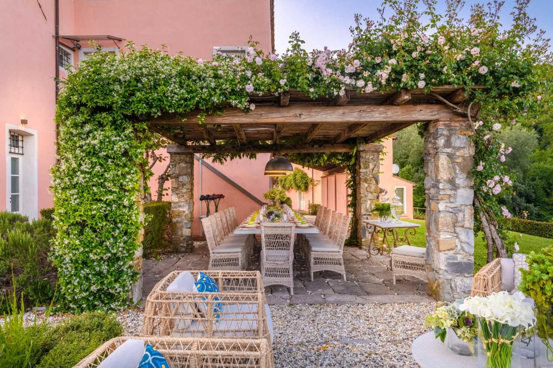 Villa Domus Francigena Lukka Zewnętrze zdjęcie