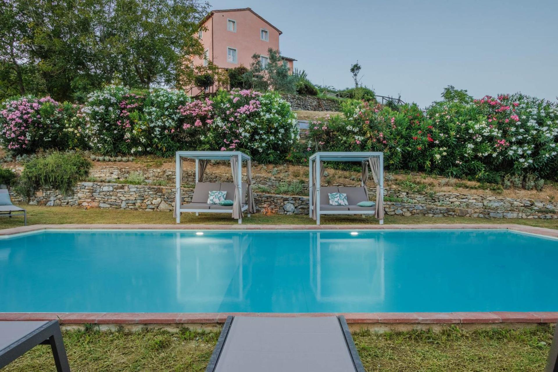 Villa Domus Francigena Lukka Zewnętrze zdjęcie