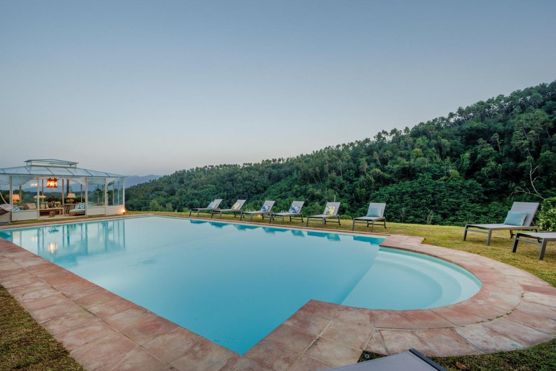 Villa Domus Francigena Lukka Zewnętrze zdjęcie